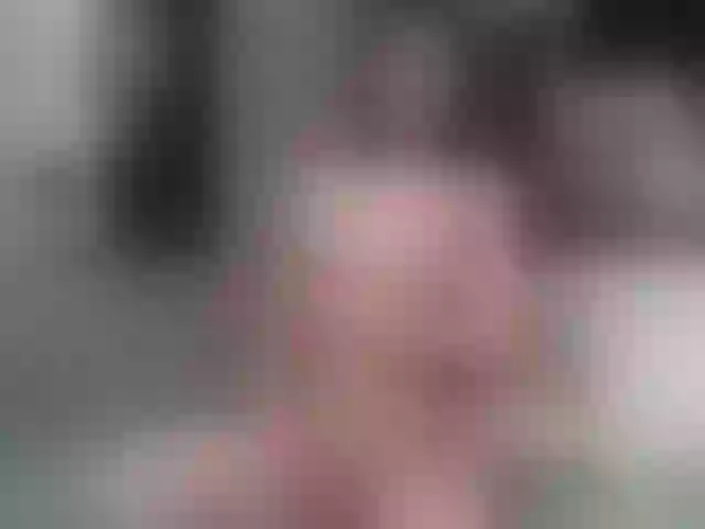 Live sex webcam photo for TomiLun #277266756
