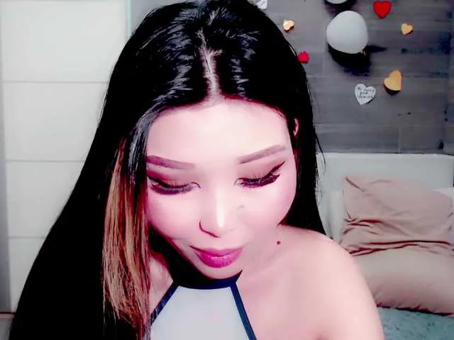 Live sex webcam photo for TomiLun #277489713