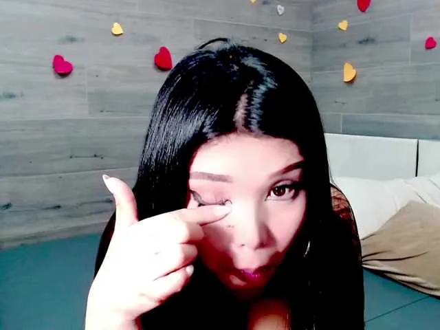 Live sex webcam photo for TomiLun #277565988