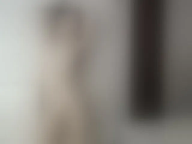 Live sex webcam photo for TomiLun #277690314
