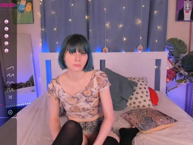 Live sex webcam photo for TominaMolenda #272064519