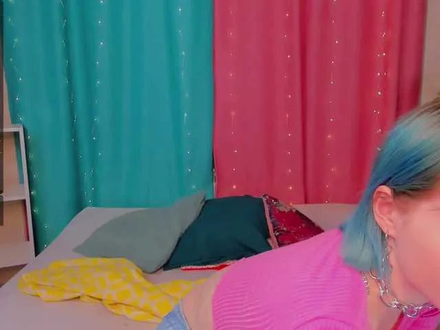 Live sex webcam photo for TominaMolenda #272283945