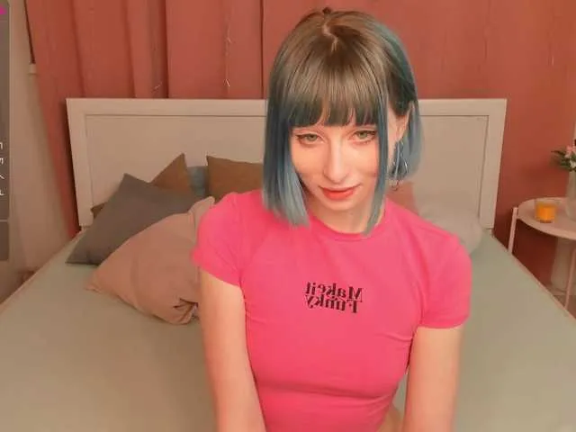 Live sex webcam photo for TominaMolenda #272332831