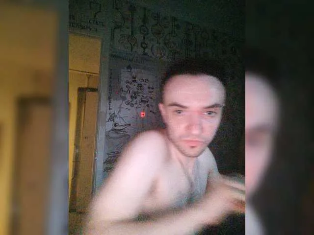 Live sex webcam photo for TommyGun911 #273880893