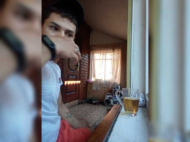 Live sex webcam photo for Tomson9719a #274280596