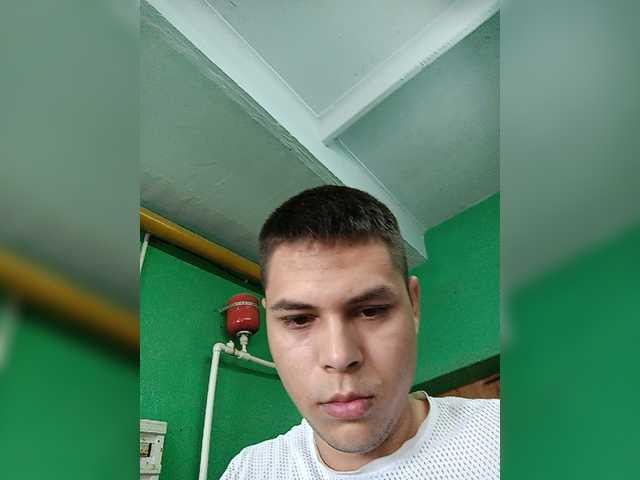 Live sex webcam photo for Tomson9719a #274572830