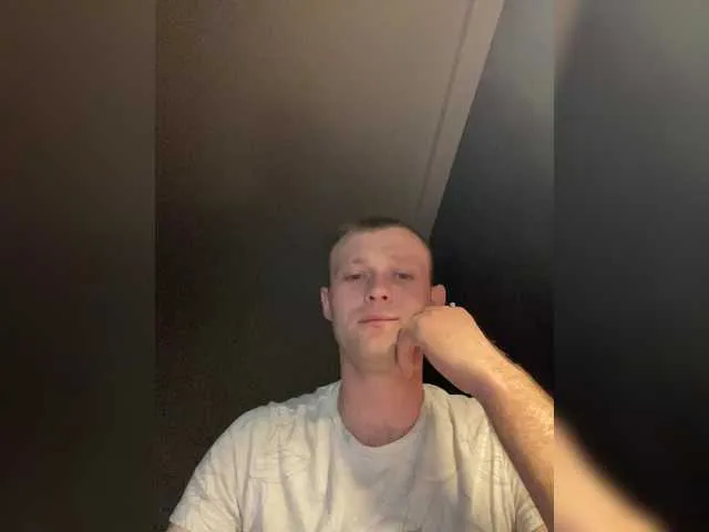 Live sex webcam photo for TomyMoon #290514644