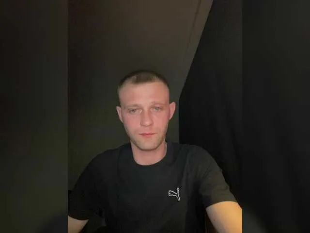 Live sex webcam photo for TomyMoon #290576703