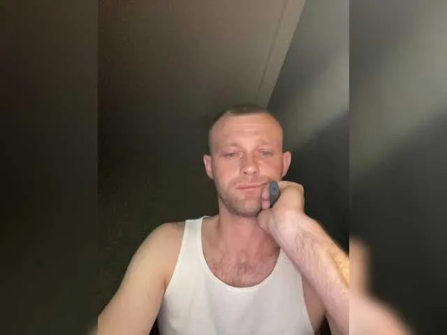 Live sex webcam photo for TomyMoon #290931804