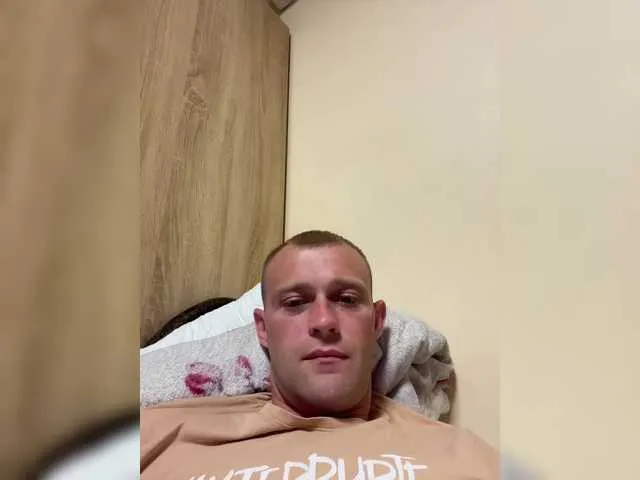 Live sex webcam photo for TomyMoon #291146746