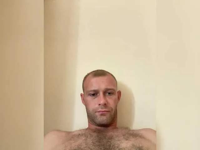 Live sex webcam photo for TomyMoon #291675811