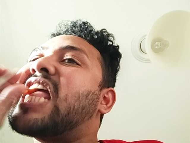 Live sex webcam photo for Tony8nicol #277863400