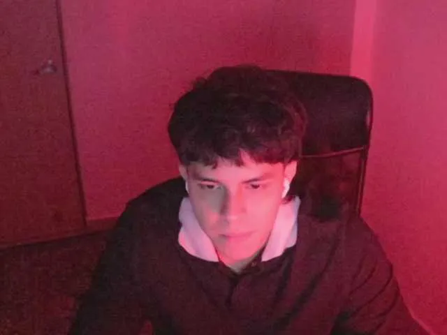 Live sex webcam photo for TonyHoffa #292271905