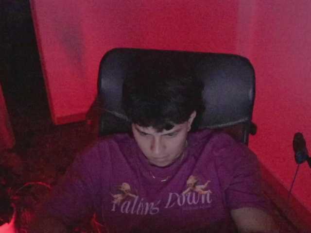 Live sex webcam photo for TonyHoffa #292450956