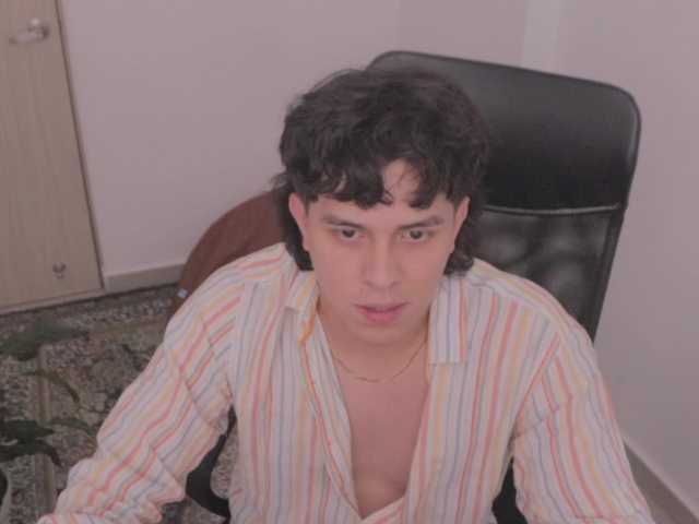 Live sex webcam photo for TonyHoffa #292457885