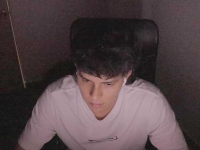 Live sex webcam photo for TonyHoffa #292472195