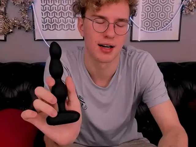 Live sex webcam photo for TonyWiliam #276997804