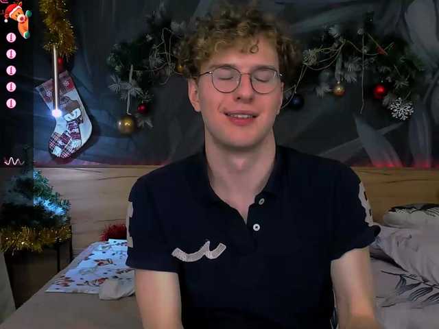 Live sex webcam photo for TonyWiliam #277060787