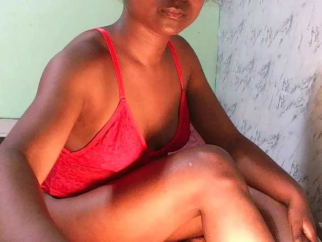 Live sex webcam photo for Tonyah1 #293084286