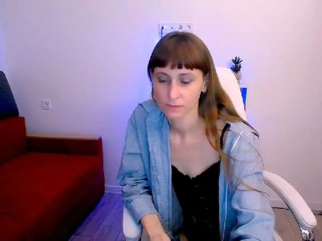 Live sex webcam photo for Tori-Vi #271942116