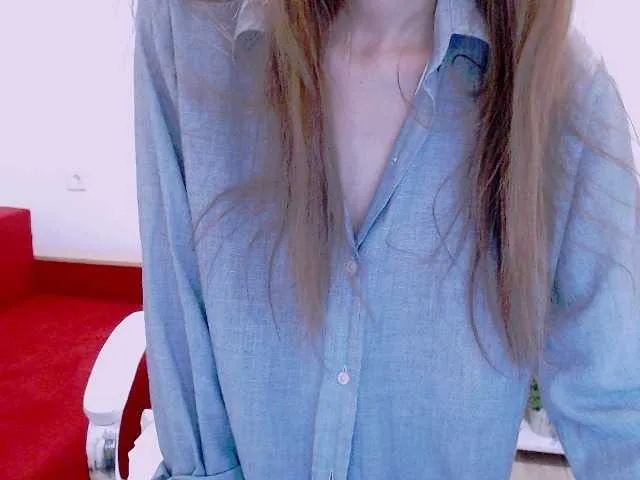 Live sex webcam photo for Tori-Vi #272172129