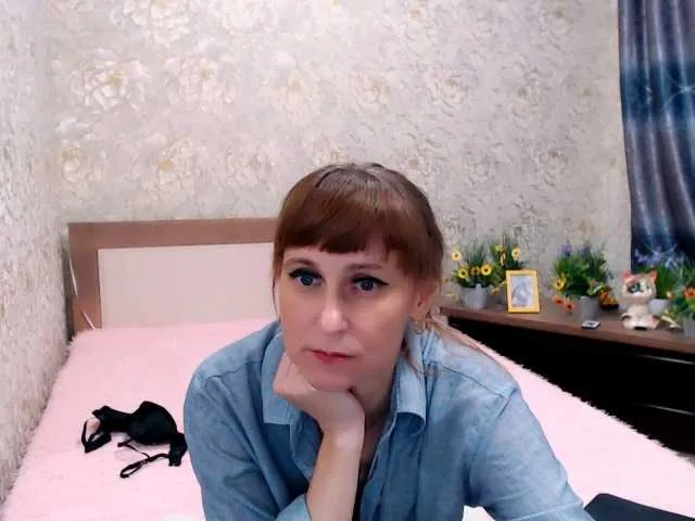 Live sex webcam photo for Tori-Vi #276816418