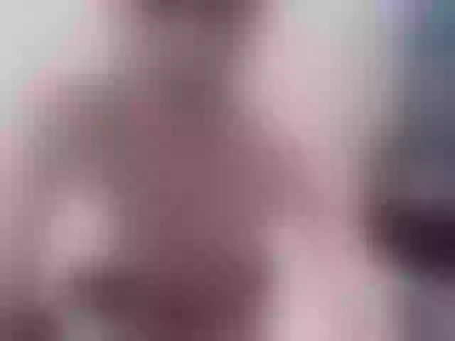 Live sex webcam photo for Tori-Vi #277130439
