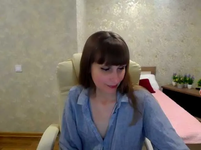 Live sex webcam photo for Tori-Vi #277909417