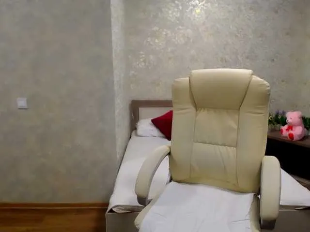 Live sex webcam photo for Tori-Vi #277988850