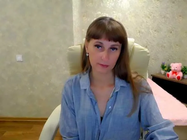 Live sex webcam photo for Tori-Vi #288069265