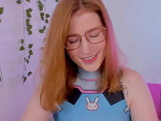 Live sex webcam photo for Tori-the-witch #276513603