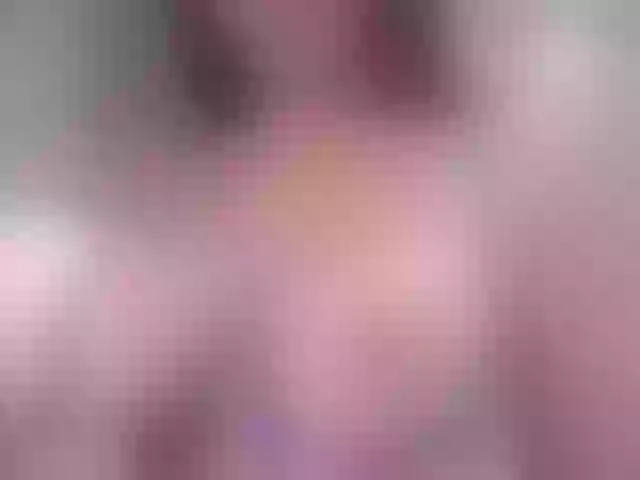 Live sex webcam photo for ToriCross #272878879