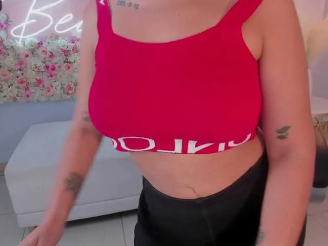 Live sex webcam photo for ToriCross #276177109