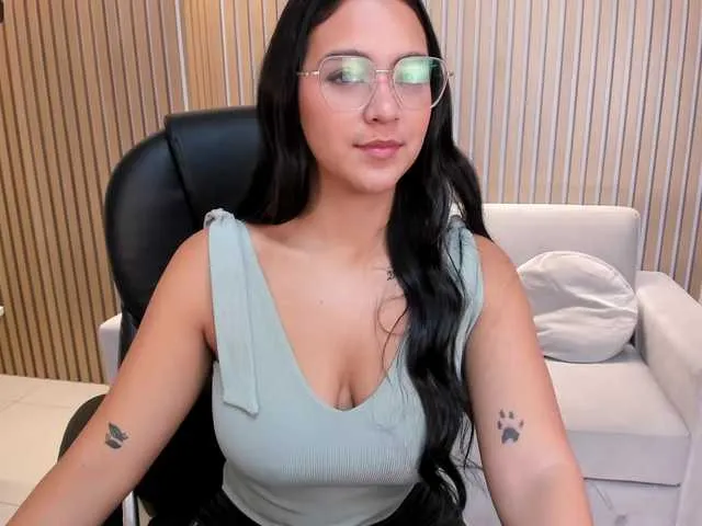 Live sex webcam photo for ToriCross #276474017