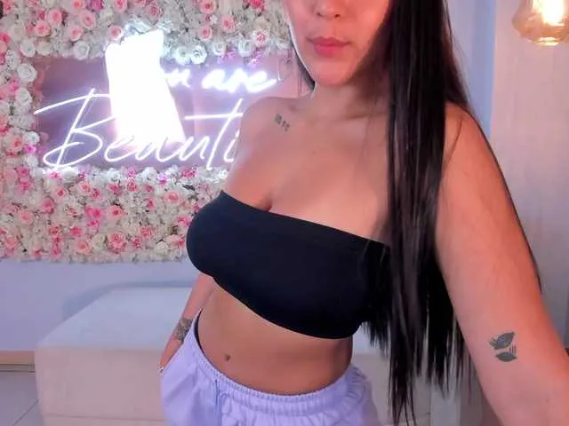 Live sex webcam photo for ToriCross #276556878