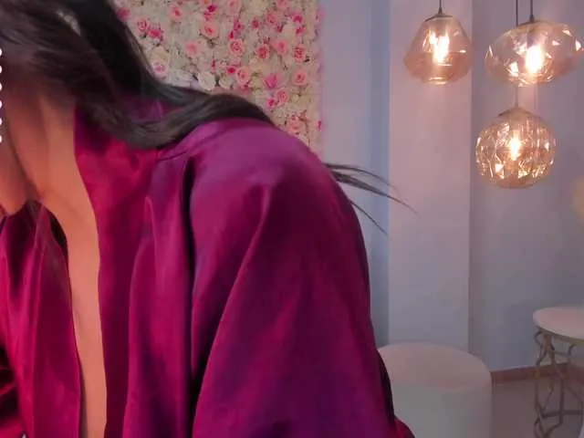 Live sex webcam photo for ToriCross #276761412