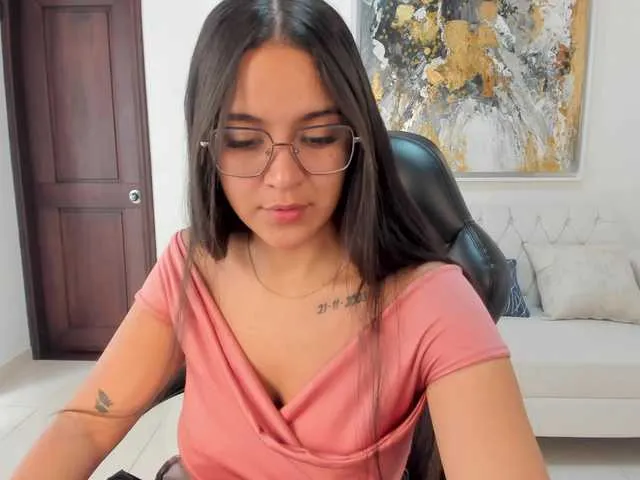 Live sex webcam photo for ToriCross #277584126