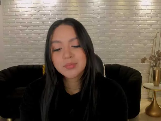 Live sex webcam photo for ToriCross #290635898