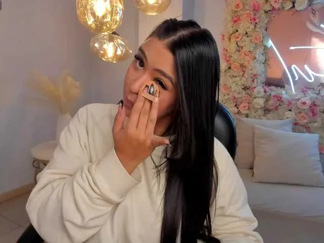 Live sex webcam photo for ToriCross #290853849