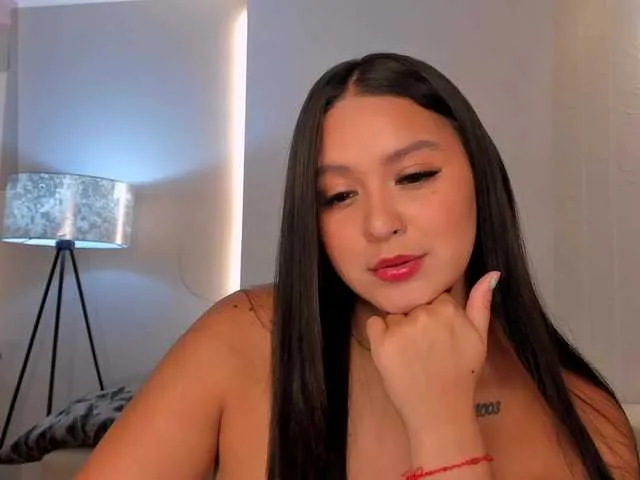 Live sex webcam photo for ToriCross #291549549