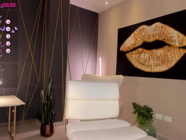 Live sex webcam photo for ToriSantos #274043494