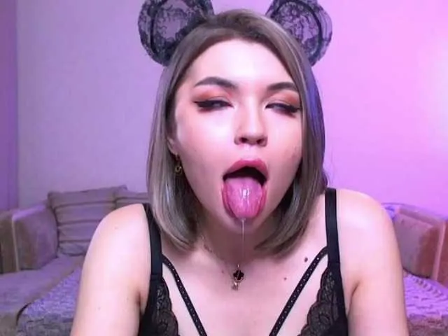 Live sex webcam photo for TorontoTokio #275651945