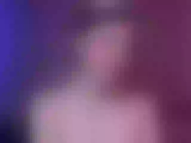 Live sex webcam photo for TorontoTokio #275825101