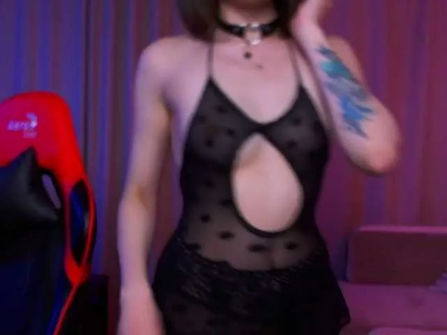 Live sex webcam photo for TorontoTokio #276226566