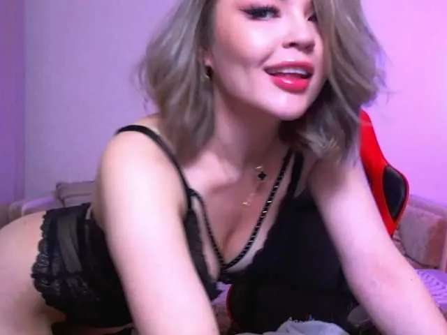 Live sex webcam photo for TorontoTokio #276391714