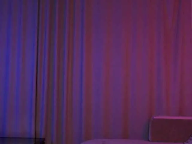 Live sex webcam photo for TorontoTokio #276665055