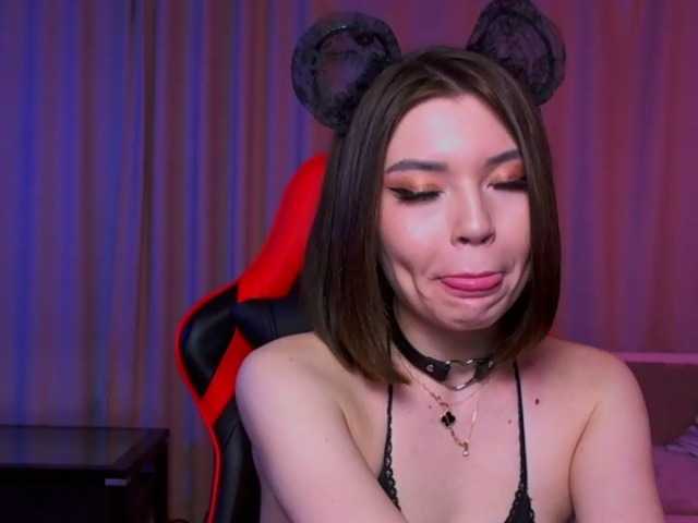 Live sex webcam photo for TorontoTokio #276977686