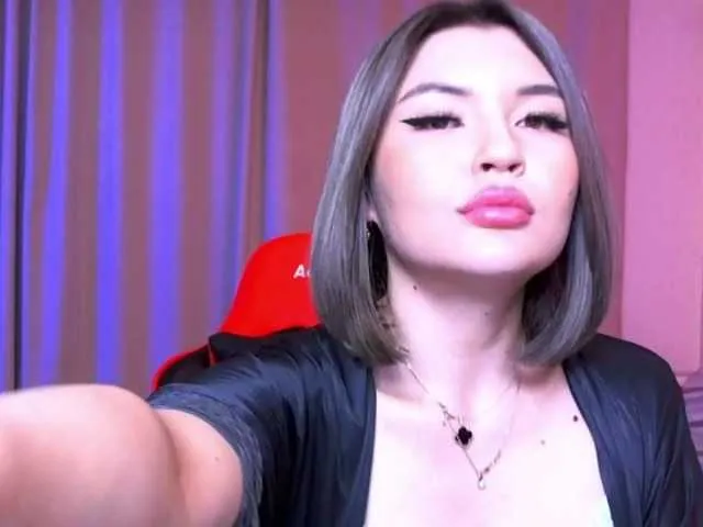 Live sex webcam photo for TorontoTokio #277004453