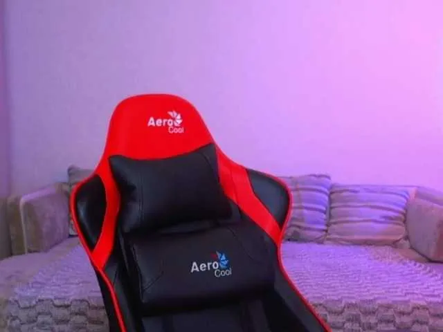 Live sex webcam photo for TorontoTokio #277070522