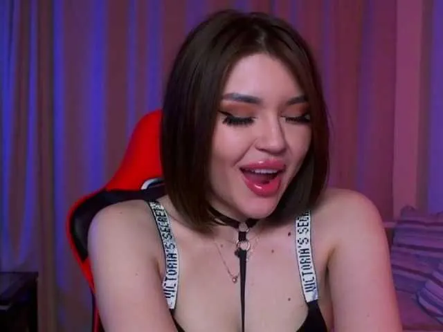 Live sex webcam photo for TorontoTokio #277191245